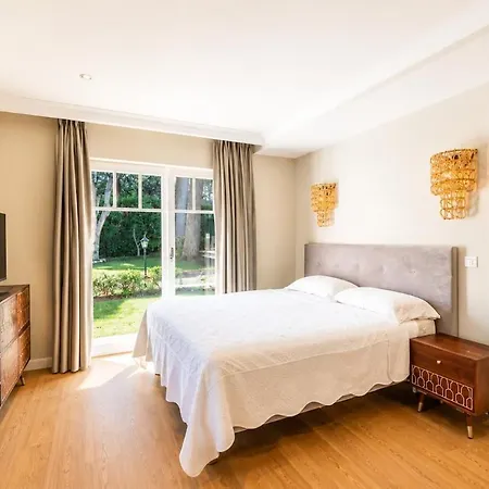 Villa Bienvenuty In Cap D'antibes With Sea View *